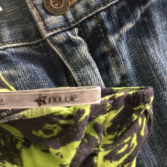 Nollie small strapless padded top. - Picture 4 of 4